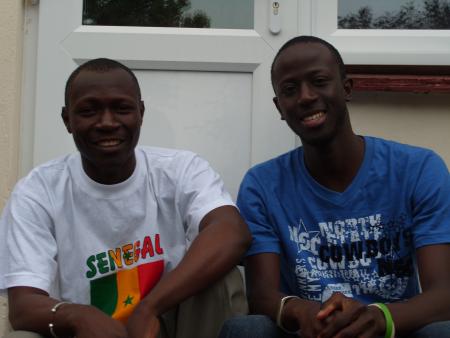 LUCIEN ET LAYE LES DEUX JUMO