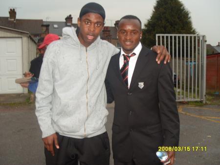 MOI ET AL HASSANE BANGURA UN JOUEUR DE WATFORS